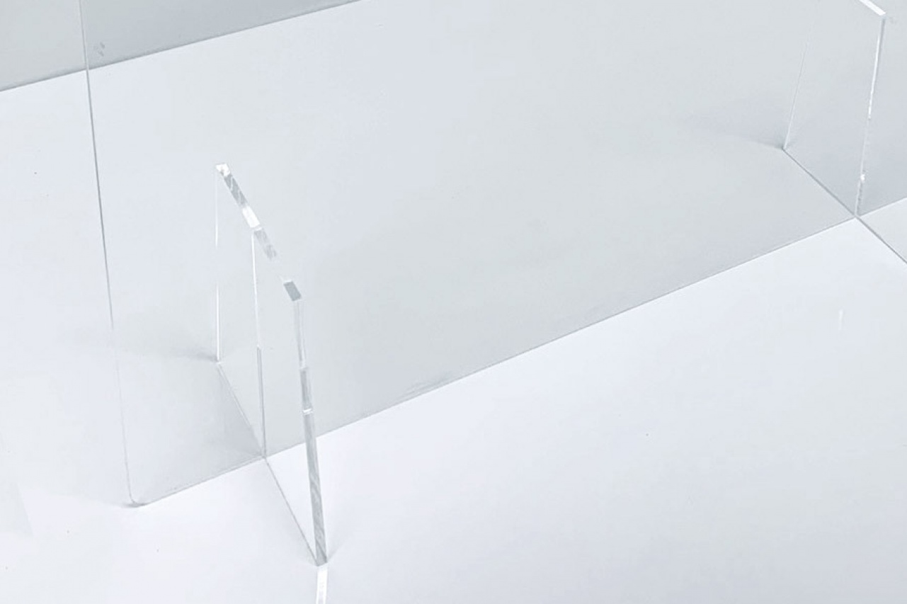 透明度の高いアクリルを使用しています。