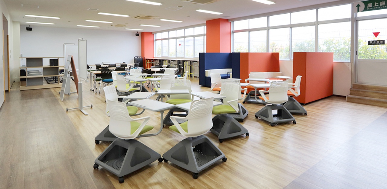 atothink（アクティブワーキングチェア）