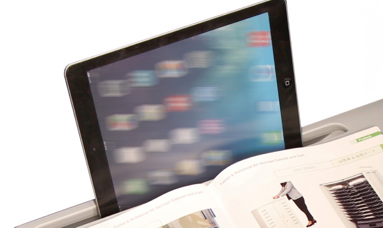 タブレットホルダー