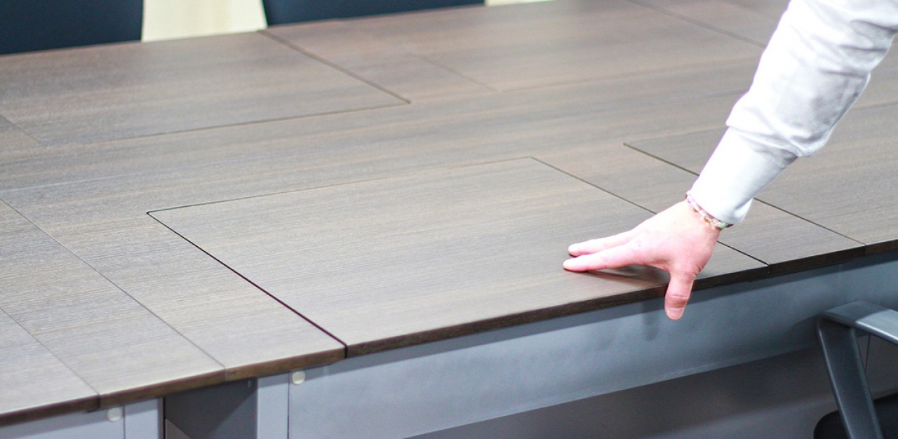 収納部は凹凸も無くフラットな仕上がりに